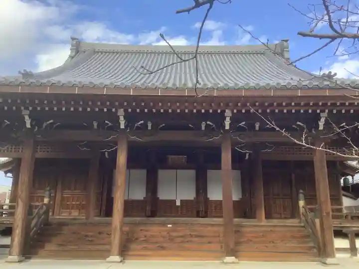 成信坊の本殿・本堂