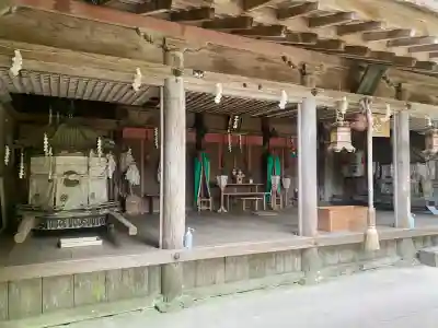 吉野水分神社（吉野町）の{uncategorized: "未分類", other: "その他", undefined: "問題あり", building: "その他建物", grave: "お墓", sacred_gate: "鳥居", guardian: "狛犬", statue: "像", buddha: "仏像", history: "歴史", nature: "自然", garden: "庭園", animal: "動物", pagoda: "塔", temizu: "手水舎", mountain_gate: "山門・神門", sanctuary: "本殿・本堂", subordinate: "末社・摂社", art: "芸術", scenery: "景色", jizo: "地蔵", ema: "絵馬", goshuin: "御朱印", omikuji: "おみくじ", items: "授与品その他", amulet: "お守り", goshuincho: "御朱印帳", eats: "食事", festival: "お祭り", votive_dance: "神楽", shichigosan: "七五三参", wedding: "結婚式", experience: "体験その他", initially: "初詣", around: "周辺", anti_infection: "感染症対策"}