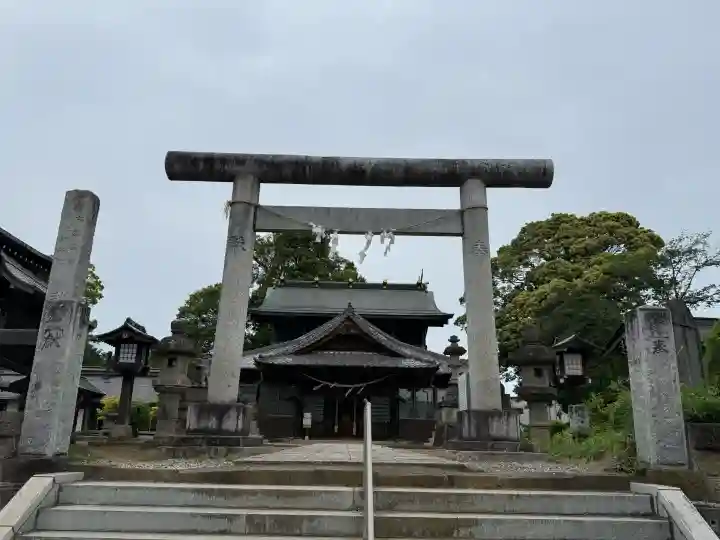 秋葉神社の{uncategorized: "未分類", other: "その他", undefined: "問題あり", building: "その他建物", grave: "お墓", sacred_gate: "鳥居", guardian: "狛犬", statue: "像", buddha: "仏像", history: "歴史", nature: "自然", garden: "庭園", animal: "動物", pagoda: "塔", temizu: "手水舎", mountain_gate: "山門・神門", sanctuary: "本殿・本堂", subordinate: "末社・摂社", art: "芸術", scenery: "景色", jizo: "地蔵", ema: "絵馬", goshuin: "御朱印", omikuji: "おみくじ", items: "授与品その他", amulet: "お守り", goshuincho: "御朱印帳", eats: "食事", festival: "お祭り", votive_dance: "神楽", shichigosan: "七五三参", wedding: "結婚式", experience: "体験その他", initially: "初詣", around: "周辺", anti_infection: "感染症対策"}