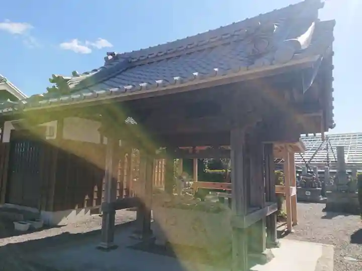 明栄寺(明榮寺)の手水舎