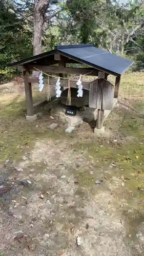 枝光八幡宮の{uncategorized: "未分類", other: "その他", undefined: "問題あり", building: "その他建物", grave: "お墓", sacred_gate: "鳥居", guardian: "狛犬", statue: "像", buddha: "仏像", history: "歴史", nature: "自然", garden: "庭園", animal: "動物", pagoda: "塔", temizu: "手水舎", mountain_gate: "山門・神門", sanctuary: "本殿・本堂", subordinate: "末社・摂社", art: "芸術", scenery: "景色", jizo: "地蔵", ema: "絵馬", goshuin: "御朱印", omikuji: "おみくじ", items: "授与品その他", amulet: "お守り", goshuincho: "御朱印帳", eats: "食事", festival: "お祭り", votive_dance: "神楽", shichigosan: "七五三参", wedding: "結婚式", experience: "体験その他", initially: "初詣", around: "周辺", anti_infection: "感染症対策"}