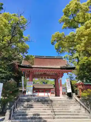 津島神社の山門・神門