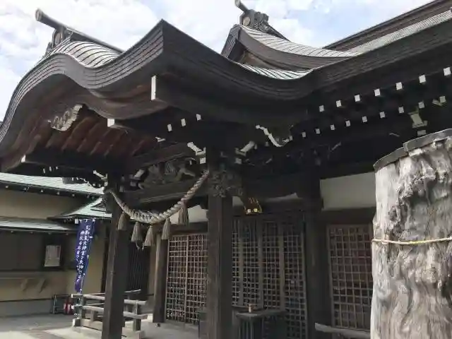 諏訪神社の本殿・本堂