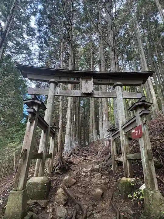 三峯神社奥宮(埼玉県)