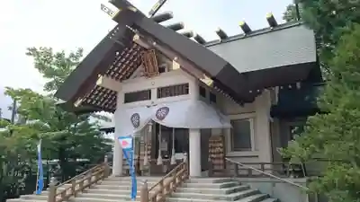 烈々布神社の本殿・本堂