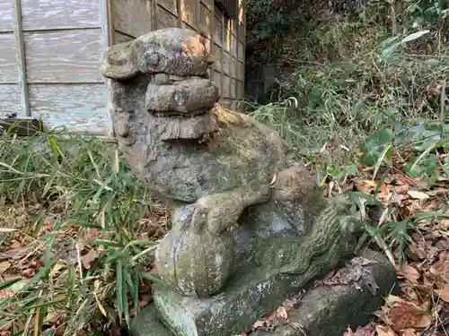 八幡神社の狛犬