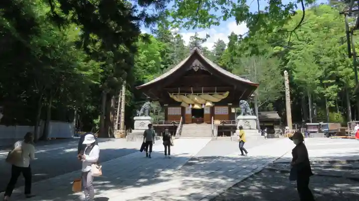 諏訪大社の本殿・本堂