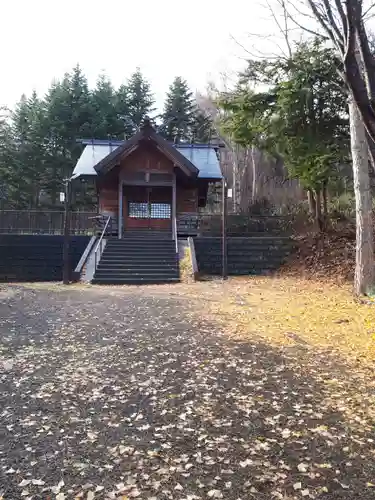 張碓稲荷神社の本殿