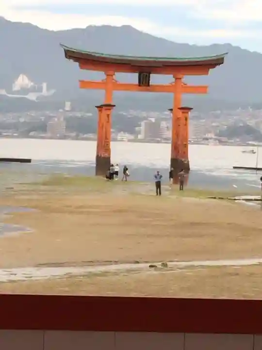 厳島神社(広島県)
