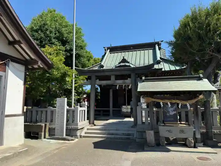 八幡大神の{uncategorized: "未分類", other: "その他", undefined: "問題あり", building: "その他建物", grave: "お墓", sacred_gate: "鳥居", guardian: "狛犬", statue: "像", buddha: "仏像", history: "歴史", nature: "自然", garden: "庭園", animal: "動物", pagoda: "塔", temizu: "手水舎", mountain_gate: "山門・神門", sanctuary: "本殿・本堂", subordinate: "末社・摂社", art: "芸術", scenery: "景色", jizo: "地蔵", ema: "絵馬", goshuin: "御朱印", omikuji: "おみくじ", items: "授与品その他", amulet: "お守り", goshuincho: "御朱印帳", eats: "食事", festival: "お祭り", votive_dance: "神楽", shichigosan: "七五三参", wedding: "結婚式", experience: "体験その他", initially: "初詣", around: "周辺", anti_infection: "感染症対策"}