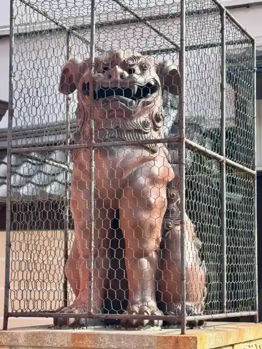 八坂神社(祇園さん)の{uncategorized: "未分類", other: "その他", undefined: "問題あり", building: "その他建物", grave: "お墓", sacred_gate: "鳥居", guardian: "狛犬", statue: "像", buddha: "仏像", history: "歴史", nature: "自然", garden: "庭園", animal: "動物", pagoda: "塔", temizu: "手水舎", mountain_gate: "山門・神門", sanctuary: "本殿・本堂", subordinate: "末社・摂社", art: "芸術", scenery: "景色", jizo: "地蔵", ema: "絵馬", goshuin: "御朱印", omikuji: "おみくじ", items: "授与品その他", amulet: "お守り", goshuincho: "御朱印帳", eats: "食事", festival: "お祭り", votive_dance: "神楽", shichigosan: "七五三参", wedding: "結婚式", experience: "体験その他", initially: "初詣", around: "周辺", anti_infection: "感染症対策"}