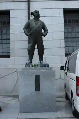 靖國神社の像