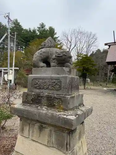 留辺蘂神社の狛犬