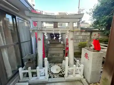 三河稲荷神社(東京都)