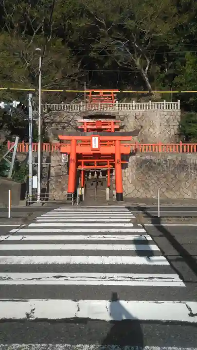 立石稲荷大明神の鳥居