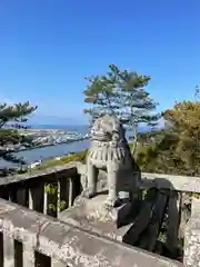 琴彈八幡宮の狛犬