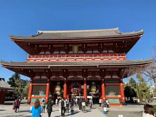 浅草寺の山門