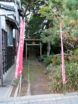 朝日稲荷大明神のその他建物