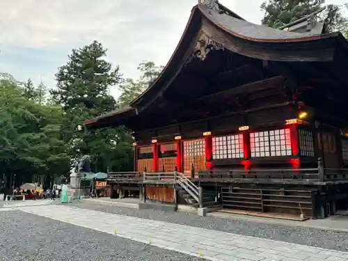 諏訪大社下社秋宮(長野県)