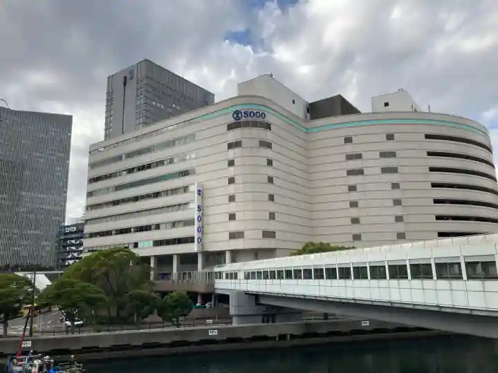 稲荷大明神(そごう横浜店・屋上)(神奈川県)