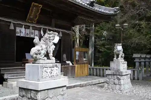 八幡神社松平東照宮の狛犬