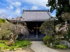 宝戒寺の本殿