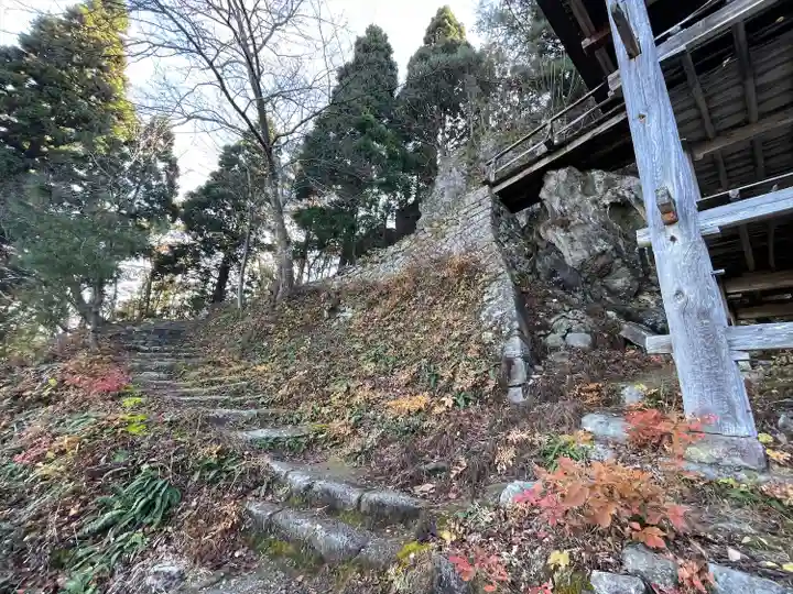 左下り観音堂のその他建物