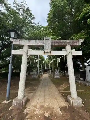 譽田八幡神社の{uncategorized: "未分類", other: "その他", undefined: "問題あり", building: "その他建物", grave: "お墓", sacred_gate: "鳥居", guardian: "狛犬", statue: "像", buddha: "仏像", history: "歴史", nature: "自然", garden: "庭園", animal: "動物", pagoda: "塔", temizu: "手水舎", mountain_gate: "山門・神門", sanctuary: "本殿・本堂", subordinate: "末社・摂社", art: "芸術", scenery: "景色", jizo: "地蔵", ema: "絵馬", goshuin: "御朱印", omikuji: "おみくじ", items: "授与品その他", amulet: "お守り", goshuincho: "御朱印帳", eats: "食事", festival: "お祭り", votive_dance: "神楽", shichigosan: "七五三参", wedding: "結婚式", experience: "体験その他", initially: "初詣", around: "周辺", anti_infection: "感染症対策"}