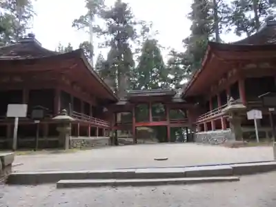 比叡山延暦寺の本殿・本堂