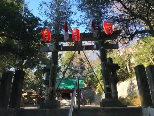 上野毛稲荷神社の鳥居
