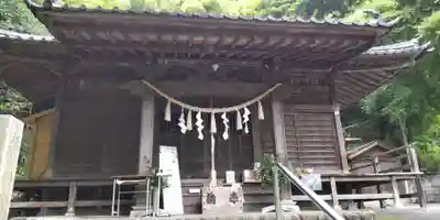 高尾山麓氷川神社の本殿・本堂