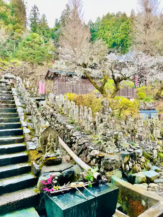金昌寺の{uncategorized: "未分類", other: "その他", undefined: "問題あり", building: "その他建物", grave: "お墓", sacred_gate: "鳥居", guardian: "狛犬", statue: "像", buddha: "仏像", history: "歴史", nature: "自然", garden: "庭園", animal: "動物", pagoda: "塔", temizu: "手水舎", mountain_gate: "山門・神門", sanctuary: "本殿・本堂", subordinate: "末社・摂社", art: "芸術", scenery: "景色", jizo: "地蔵", ema: "絵馬", goshuin: "御朱印", omikuji: "おみくじ", items: "授与品その他", amulet: "お守り", goshuincho: "御朱印帳", eats: "食事", festival: "お祭り", votive_dance: "神楽", shichigosan: "七五三参", wedding: "結婚式", experience: "体験その他", initially: "初詣", around: "周辺", anti_infection: "感染症対策"}
