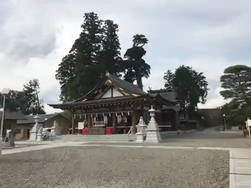 八幡宮の本殿・本堂