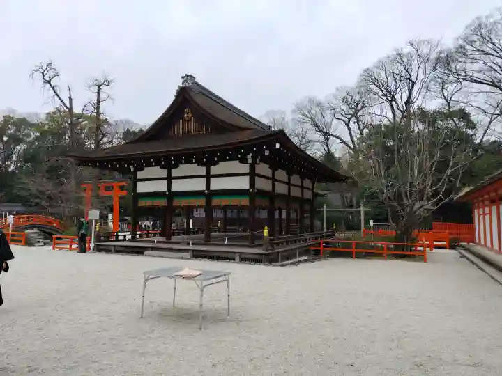 賀茂御祖神社(下鴨神社)の{uncategorized: "未分類", other: "その他", undefined: "問題あり", building: "その他建物", grave: "お墓", sacred_gate: "鳥居", guardian: "狛犬", statue: "像", buddha: "仏像", history: "歴史", nature: "自然", garden: "庭園", animal: "動物", pagoda: "塔", temizu: "手水舎", mountain_gate: "山門・神門", sanctuary: "本殿・本堂", subordinate: "末社・摂社", art: "芸術", scenery: "景色", jizo: "地蔵", ema: "絵馬", goshuin: "御朱印", omikuji: "おみくじ", items: "授与品その他", amulet: "お守り", goshuincho: "御朱印帳", eats: "食事", festival: "お祭り", votive_dance: "神楽", shichigosan: "七五三参", wedding: "結婚式", experience: "体験その他", initially: "初詣", around: "周辺", anti_infection: "感染症対策"}