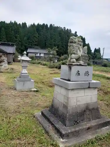 熊野神社の狛犬