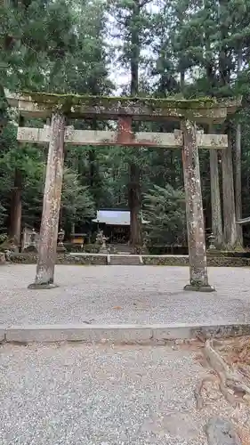 室生龍穴神社(奈良県)