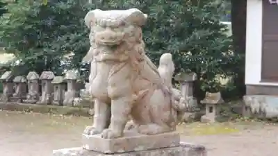 岩井神社の狛犬