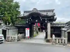 摩利支天堂 禅居庵の山門