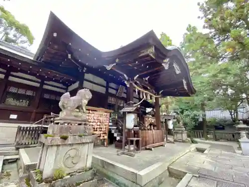 岡崎神社の本殿・本堂