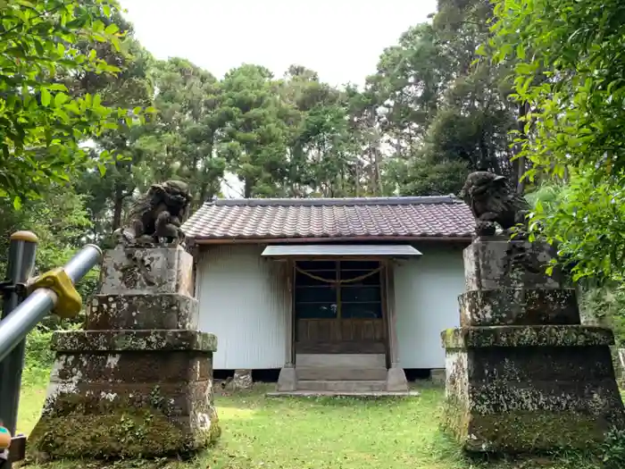 日森神社の本殿