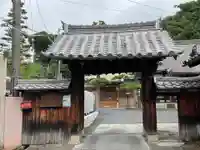 頭護山 如意寺の山門・神門