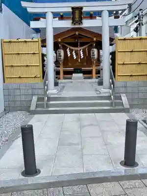 北青山秋葉神社(稲荷神社)の鳥居