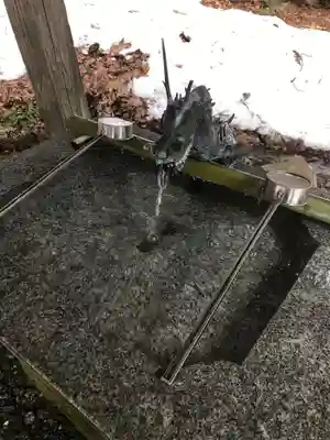 戸隠神社宝光社の手水舎