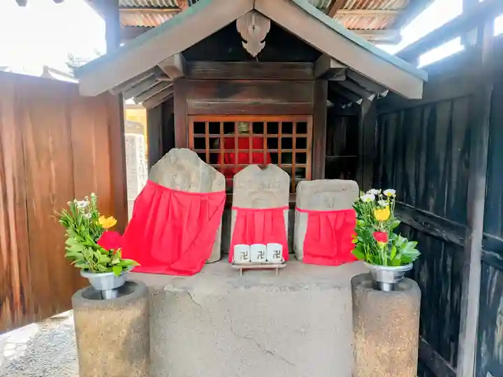 春岳院の地蔵
