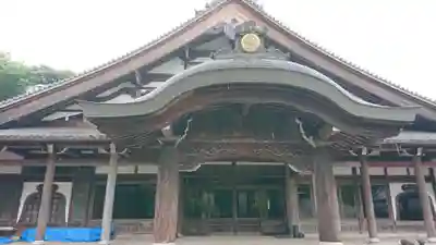 清凉寺の本殿・本堂