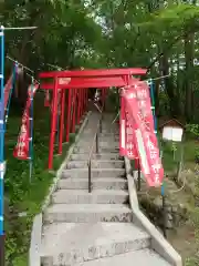 草津穴守稲荷神社の鳥居