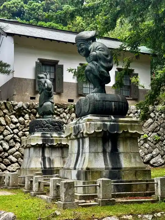 金華山黄金山神社(宮城県)