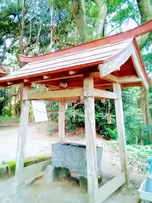根渡神社の手水舎