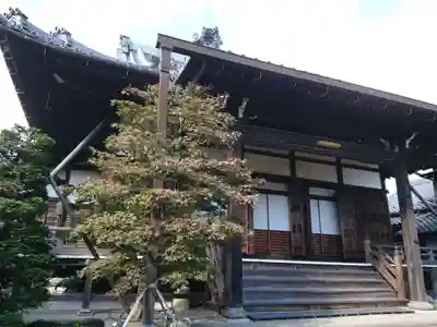 聞瑞寺の本殿・本堂