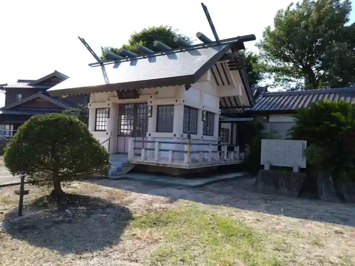 鍬神明宮の本殿・本堂